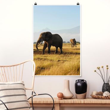 Poster - Elefanten vor dem Kilimanjaro in Kenya - Hochformat 3:2