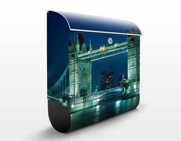 Briefkasten mit Zeitungsfach - Tower Bridge - Wandbriefkasten