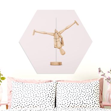 Hexagon Bild Forex - Jonas Loose - Poledance mit Holzfigur