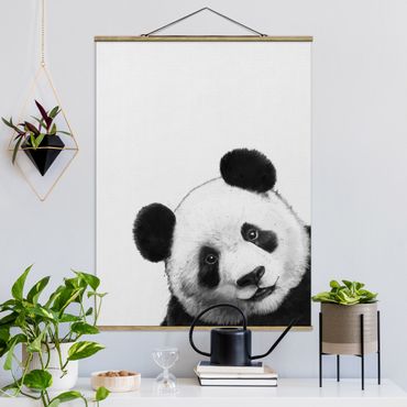 Stoffbild mit Posterleisten - Laura Graves - Illustration Panda Schwarz Weiß Malerei - Hochformat 3:4