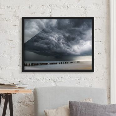 Bild mit Rahmen - Sturmwolken über der Ostsee - Querformat 3:4