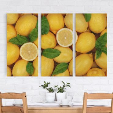 Leinwandbild 3-teilig - Saftige Zitronen - Hoch 1:2