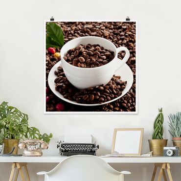 Poster - Kaffeetasse mit gerösteten Kaffeebohnen - Quadrat 1:1