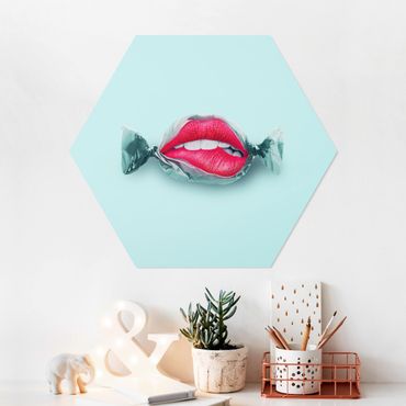 Hexagon Bild Forex - Jonas Loose - Bonbon mit Lippen
