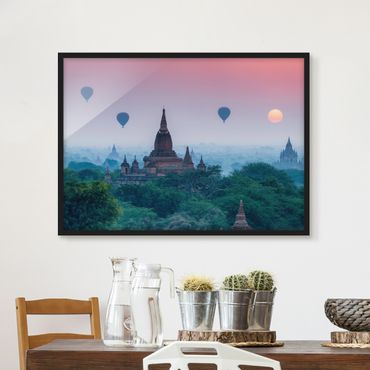 Bild mit Rahmen - Heißluftballons über Tempelanlage - Querformat