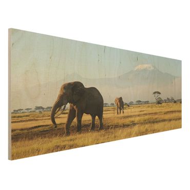 Bild aus Holz - Elefanten vor dem Kilimanjaro in Kenya - Panorama Quer