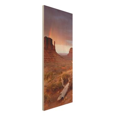 Wandbild aus Holz - Monument Valley bei Sonnenuntergang - Panorama Hoch
