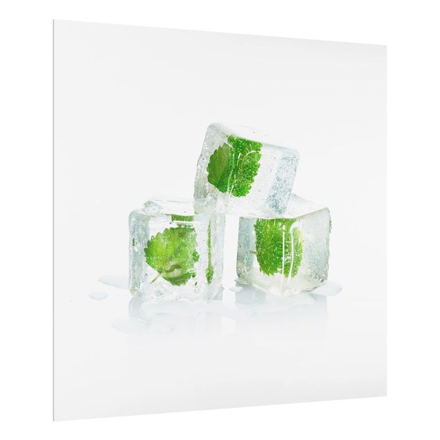 Glasrückwand Küche Drei Eiswürfel mit Melisse
