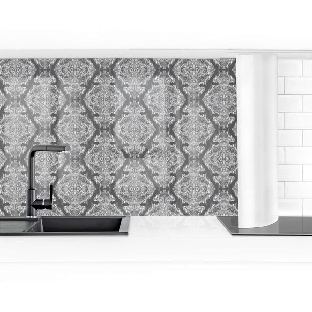 Küchenrückwand Folie selbstklebend Aquarell Barock Muster vor Dunkelgrau II