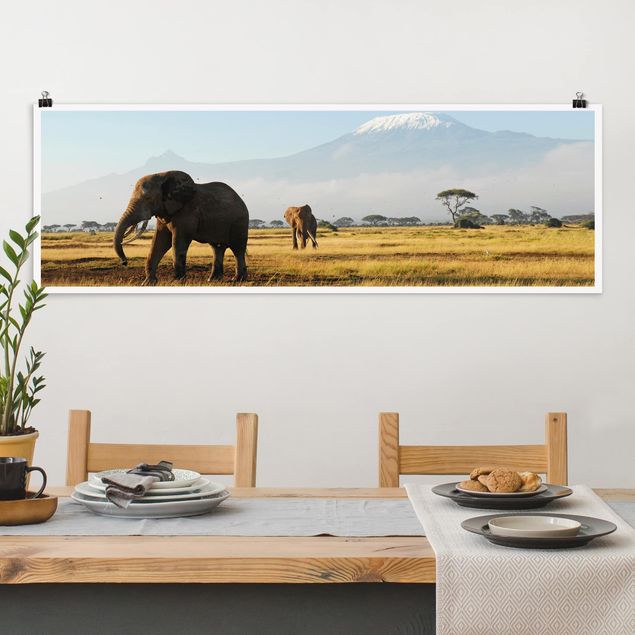 Küche Dekoration Elefanten vor dem Kilimanjaro in Kenya
