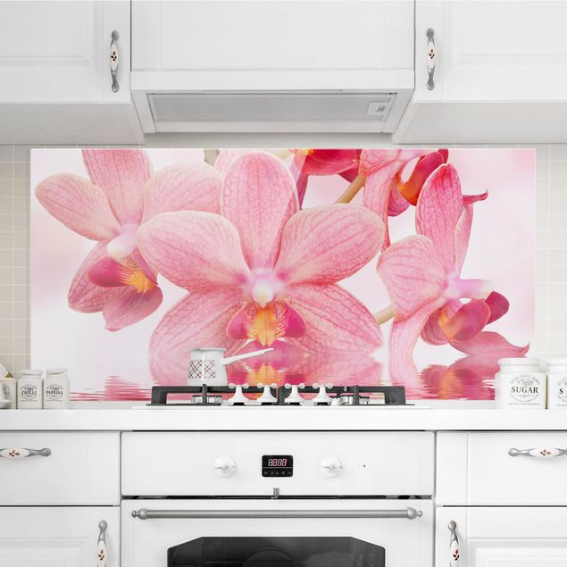 Küche Dekoration Rosa Orchideen auf Wasser
