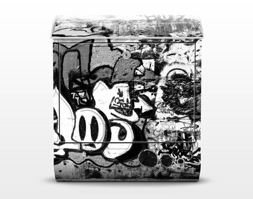 Briefkasten grau Graffiti Art