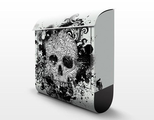 Design Briefkasten Skull