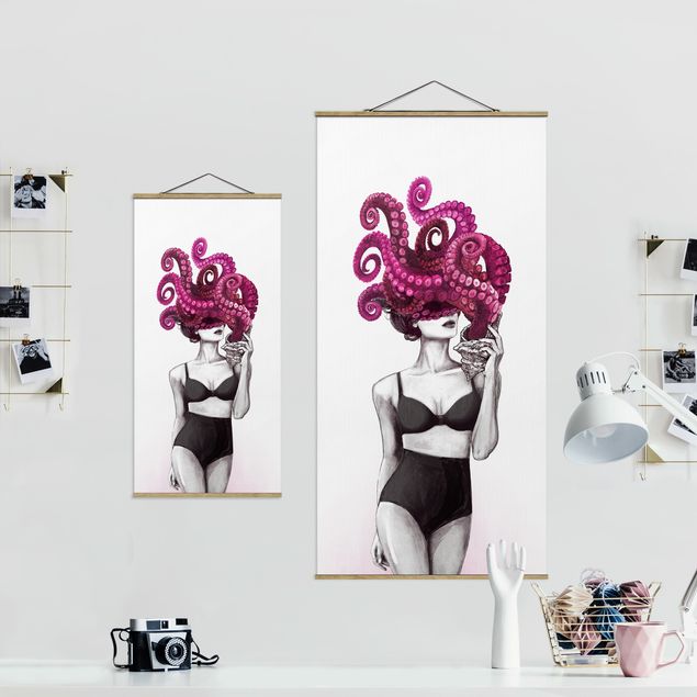 Laura Graves Art Illustration Frau in Unterwäsche Schwarz Weiß Oktopus