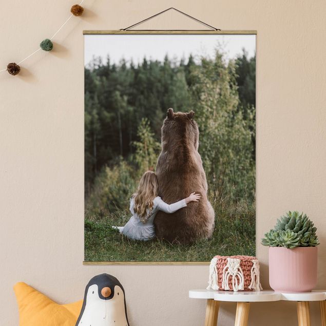 Wandbilder Bären Mädchen mit Braunbär