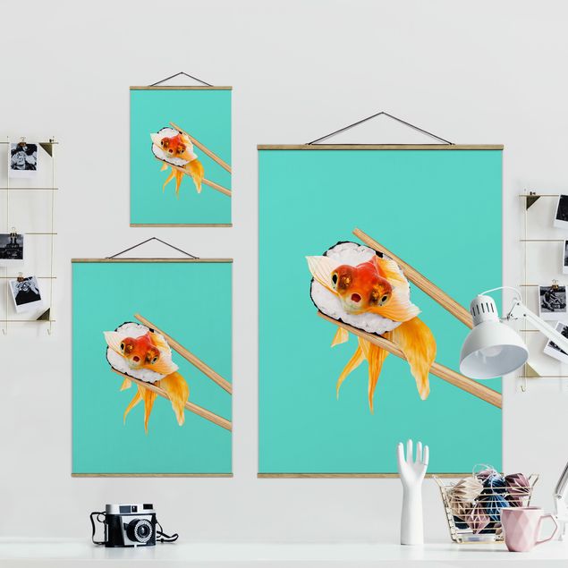 Wandbilder Türkis Sushi mit Goldfisch