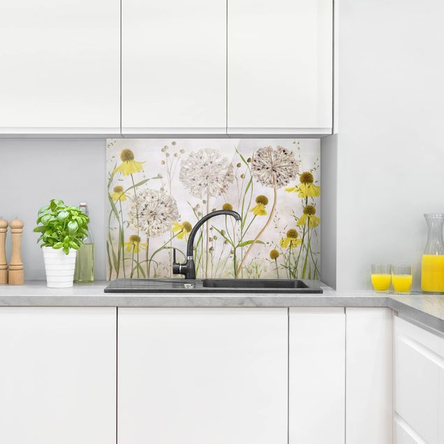 Glasrückwand Küche Blumen Allium und Helenium Illustration