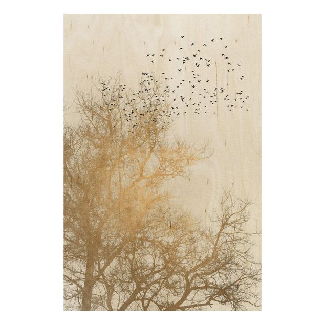 Holzbild Natur Vogelschwarm vor goldenem Baum