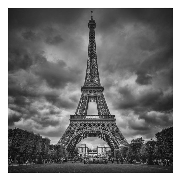 Skyline Leinwandbild Eiffelturm vor Wolken schwarz-weiß