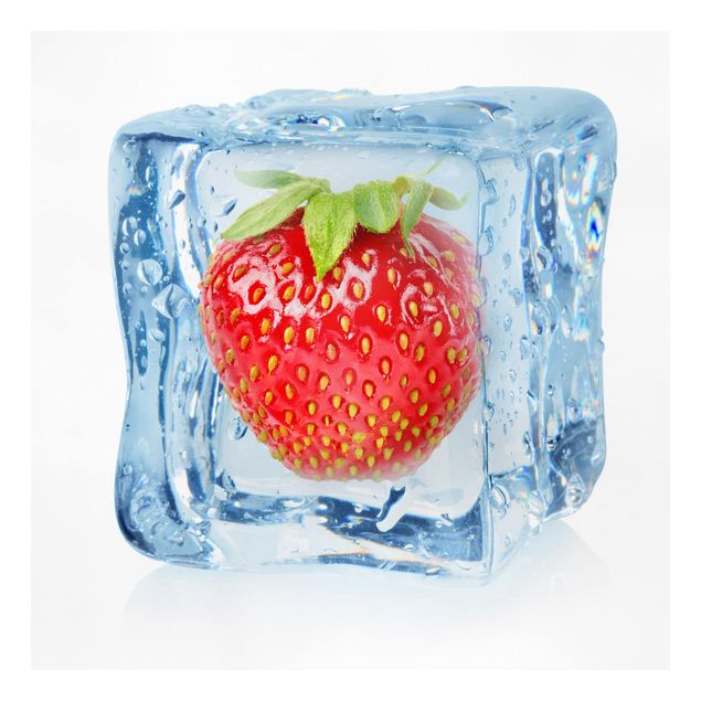 Leinwandbilder Gemüse & Obst Erdbeere im Eiswürfel