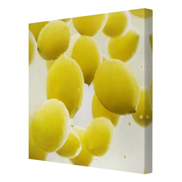 schöne Bilder Zitronen im Wasser