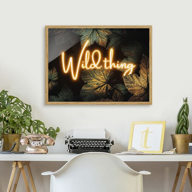 Sprüche Bilder mit Rahmen Wild Thing goldene Blätter