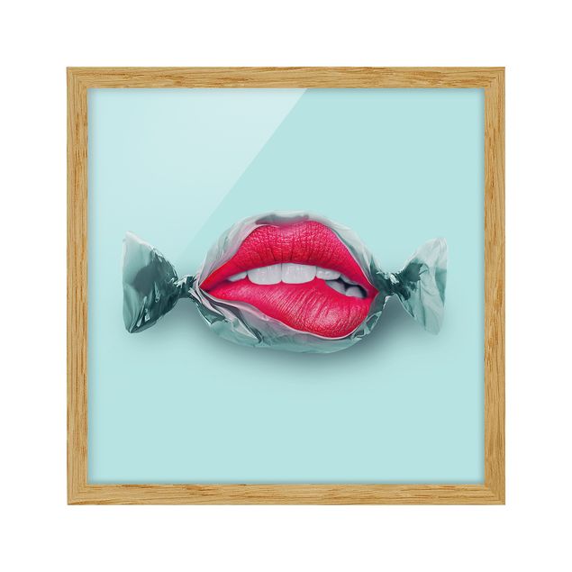 Gerahmte Bilder Kunstdrucke Bonbon mit Lippen
