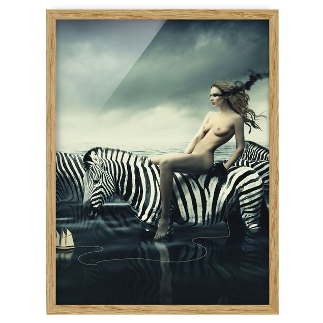 Gerahmte Bilder Tiere Frauenakt mit Zebras