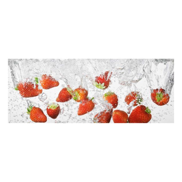 Wandbilder Frische Erdbeeren im Wasser