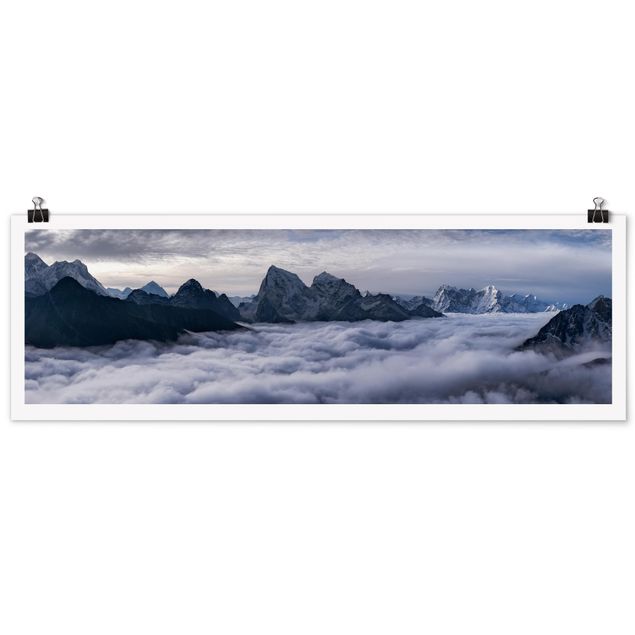 Poster schwarz-weiß Wolkenmeer im Himalaya