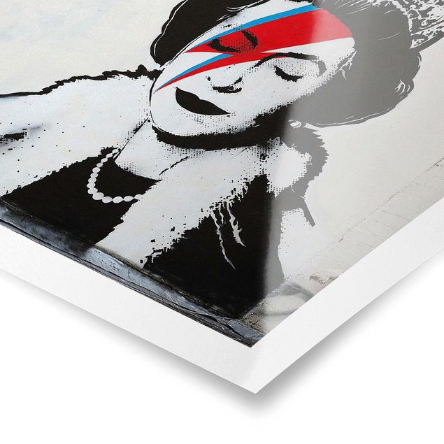 Poster bestellen Queen Lizzie Stardust - Brandalised ft. Graffiti by Banksy