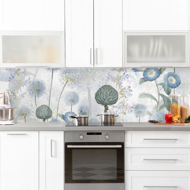 Küchenrückwände Blumen Blaue Alliumdolden im Wind