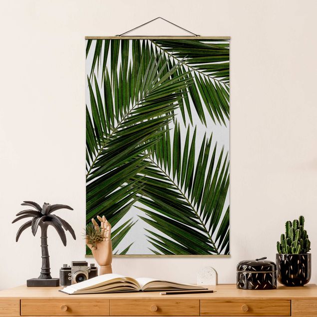 Küche Dekoration Blick durch grüne Palmenblätter