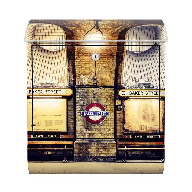 Briefkasten mit Zeitungsfach - London Baker Street - Wandbriefkasten