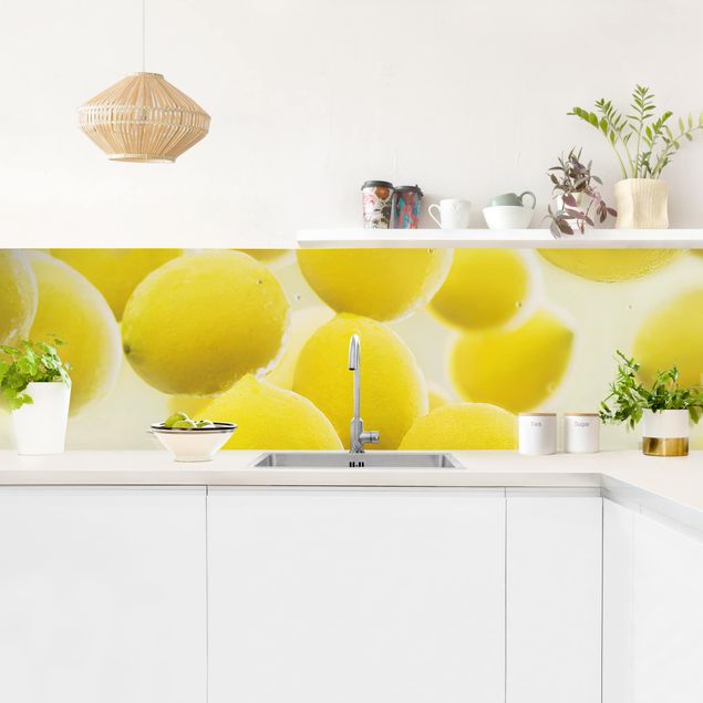 Glasrückwand Küche Zitronen im Wasser
