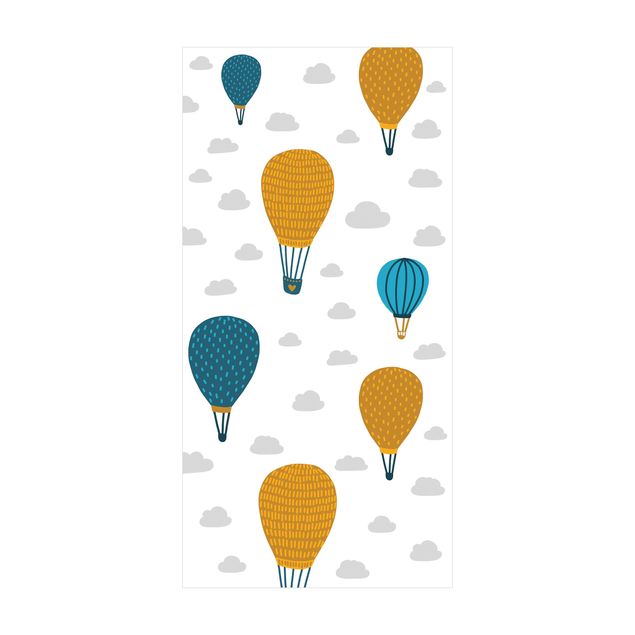 Moderne Teppiche Aufsteigende Heißluftballons im Wolkenhimmel