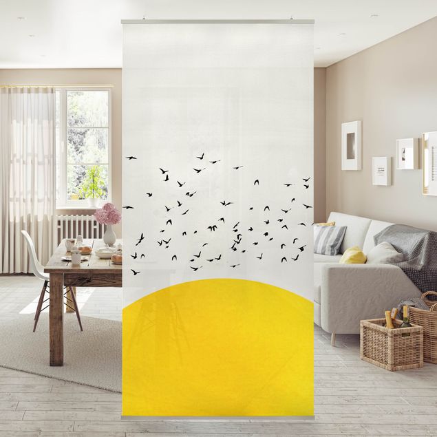 Kubistika Kunstdrucke Vogelschwarm vor gelber Sonne