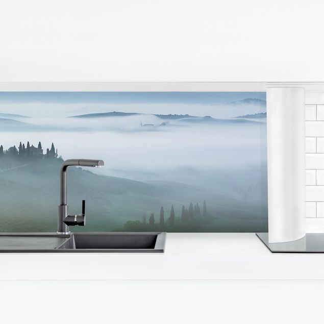 Matteo Colombo Bilder Bauernhaus im Nebel