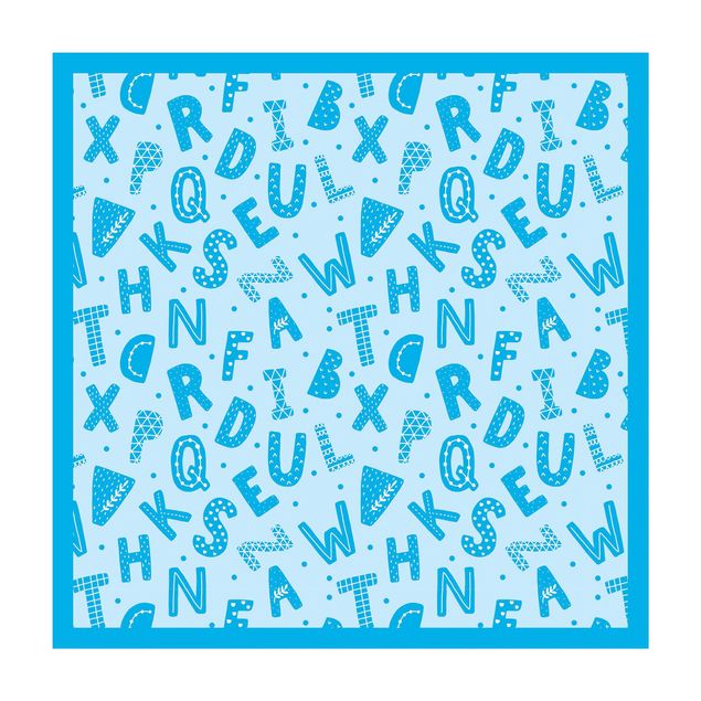 Blauer Teppich Alphabet mit Herzen und Punkten in Blau mit Rahmen