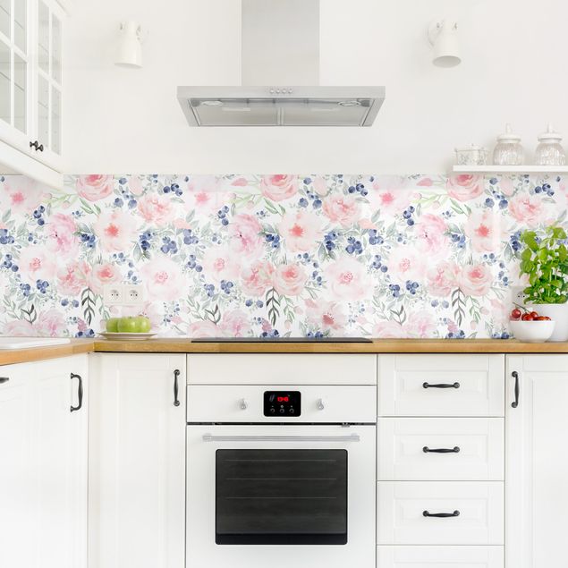 Glasrückwand Küche Rosa Rosen mit Blaubeeren vor Weiß I