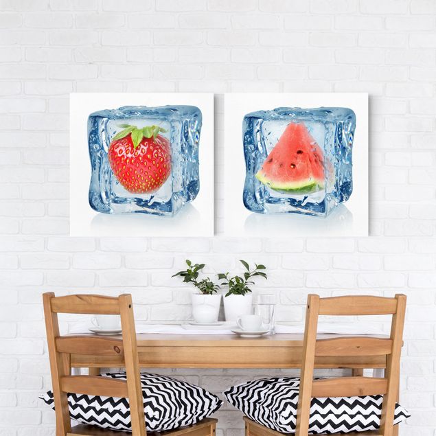 Wandbilder Früchte Erdbeere und Melone im Eiswürfel