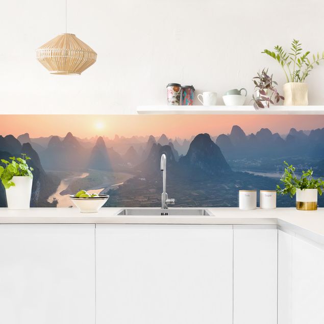 Spritzschutz Küche Glas Sonnenaufgang in Berglandschaft