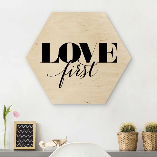 Holzbild mit Spruch Love first
