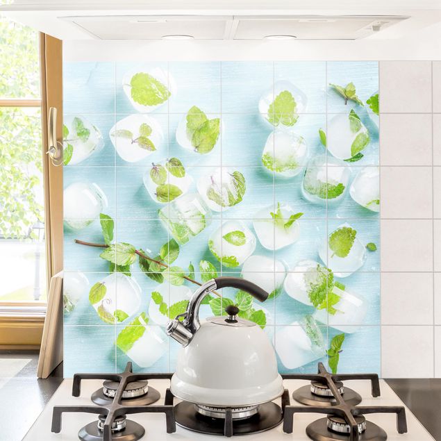 Wanddeko Küche Eiswürfel mit Minzblättern