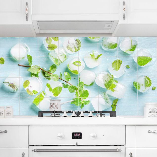 Küche Dekoration Eiswürfel mit Minzblätter