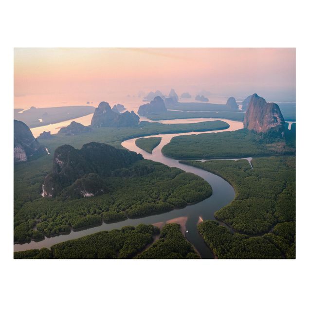 Wandbilder Grün Flusslandschaft in Thailand