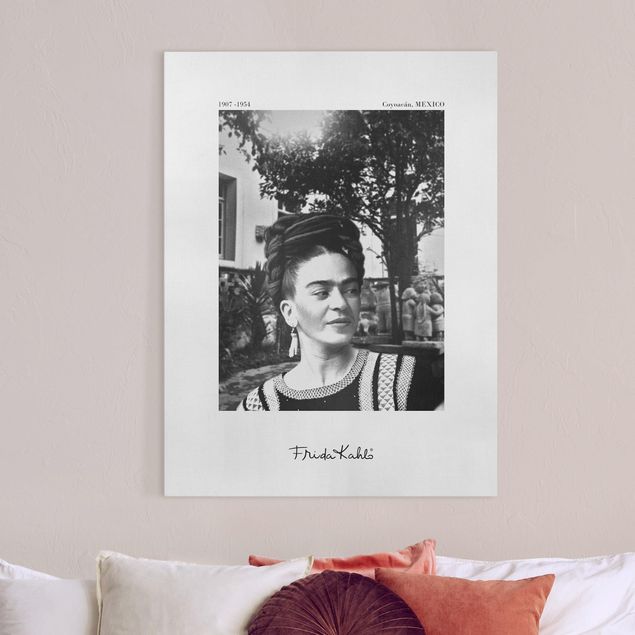 Leinwand Kunst Frida Kahlo Foto Portrait im Garten