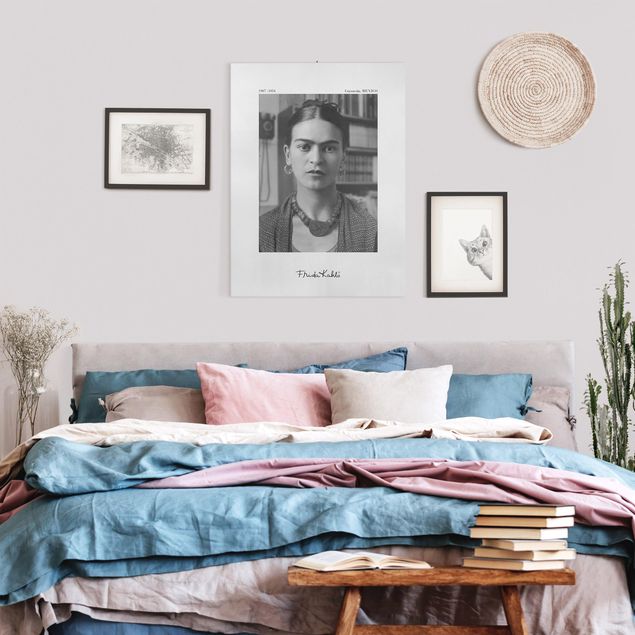 schwarz-weiß Bilder auf Leinwand Frida Kahlo Foto Portrait im Haus