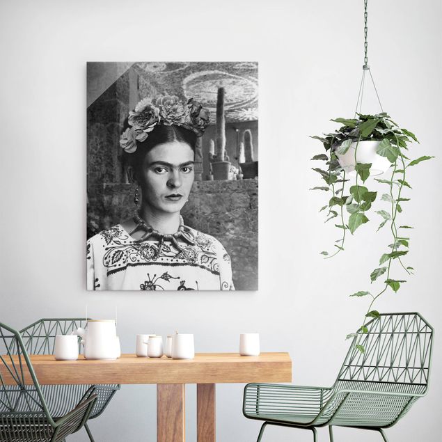 Wandbilder Kunstdrucke Frida Kahlo Foto Portrait vor Kakteen