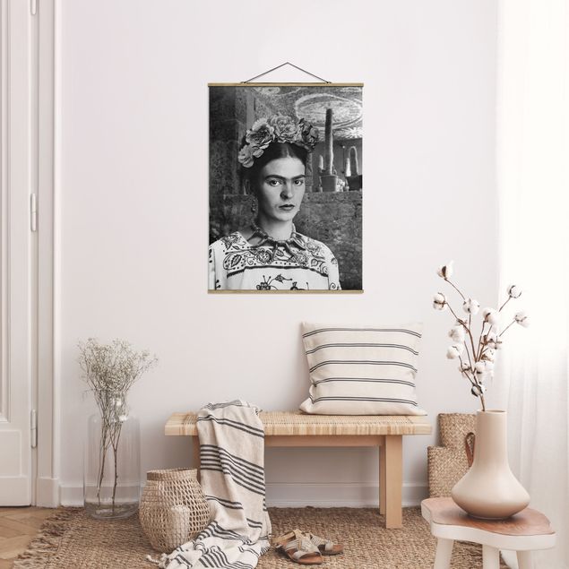Wandbilder Modern Frida Kahlo Foto Portrait vor Kakteen